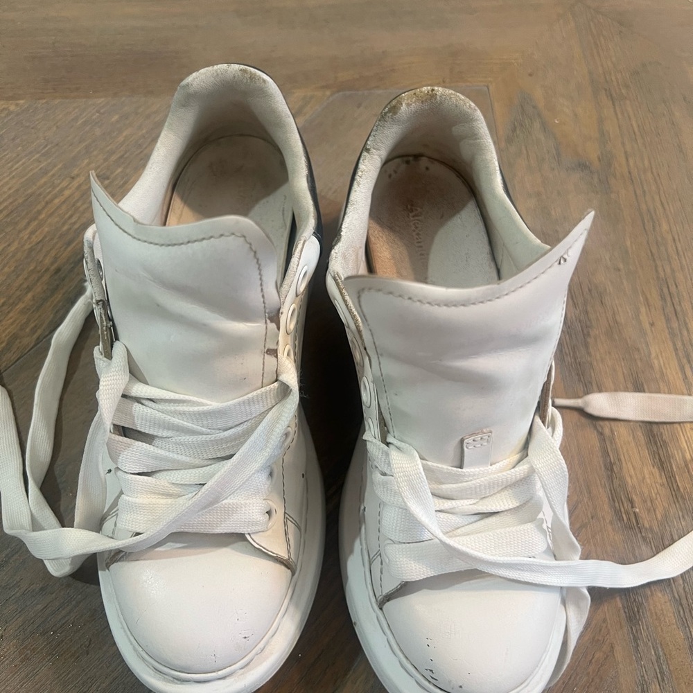Alexander McQueen Oversized Sneakers - Iconic Style - EU 37 / US 6.5–7 - Picture 2 of 10
